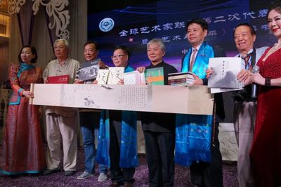 光影鑄魂 隆回民俗攝影家老后喜獲終身成就獎與國內文化藝術交流新展望